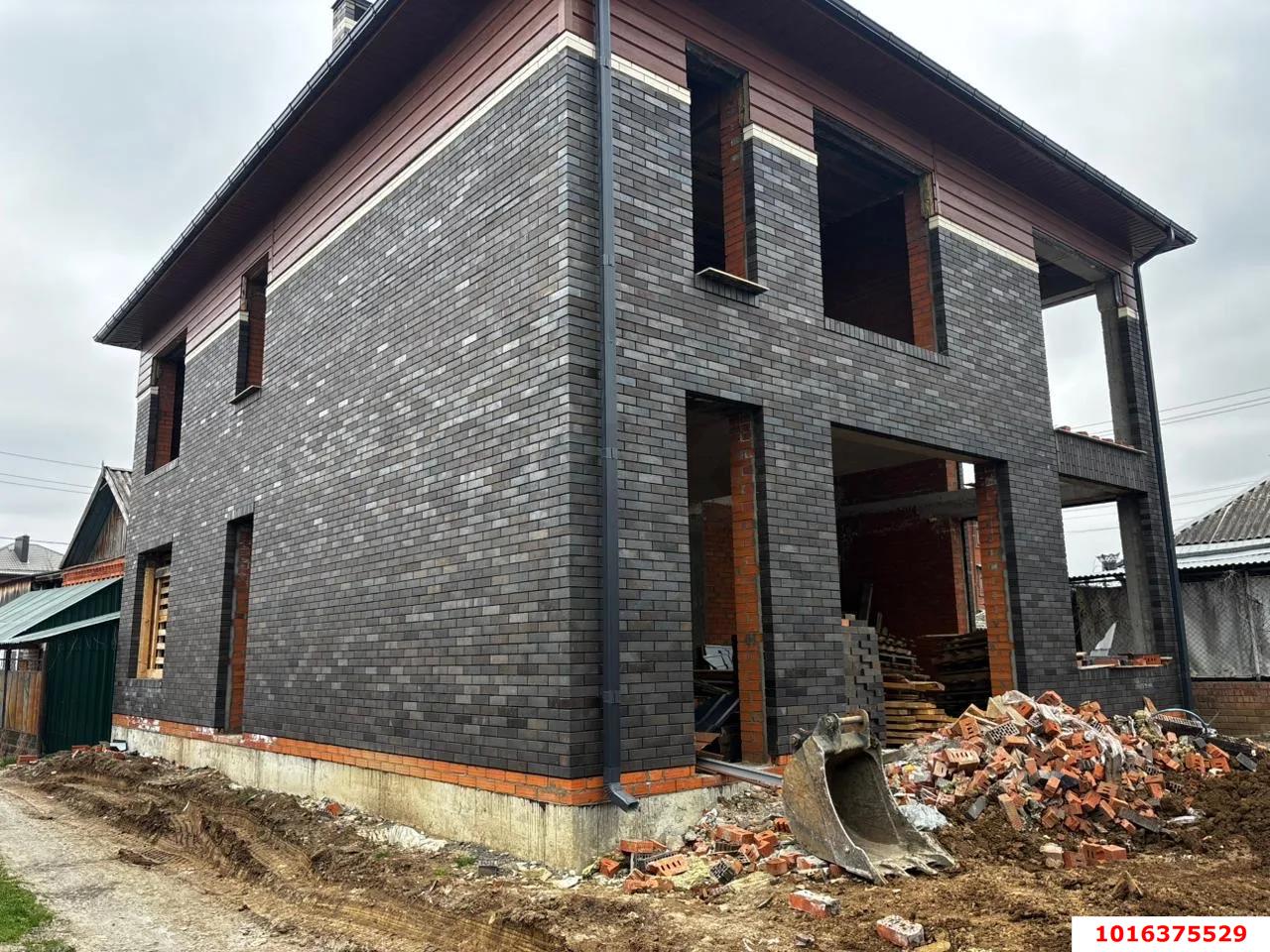 Фото №5: Дом 227 м² + 5 сот. - Яблоновский, ул. Первомайская, 1А