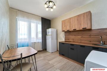 Фото №1: 1-комнатная квартира 40 м² - Краснодар, мкр. жилой комплекс Времена года, ул. Петра Метальникова, 5к1