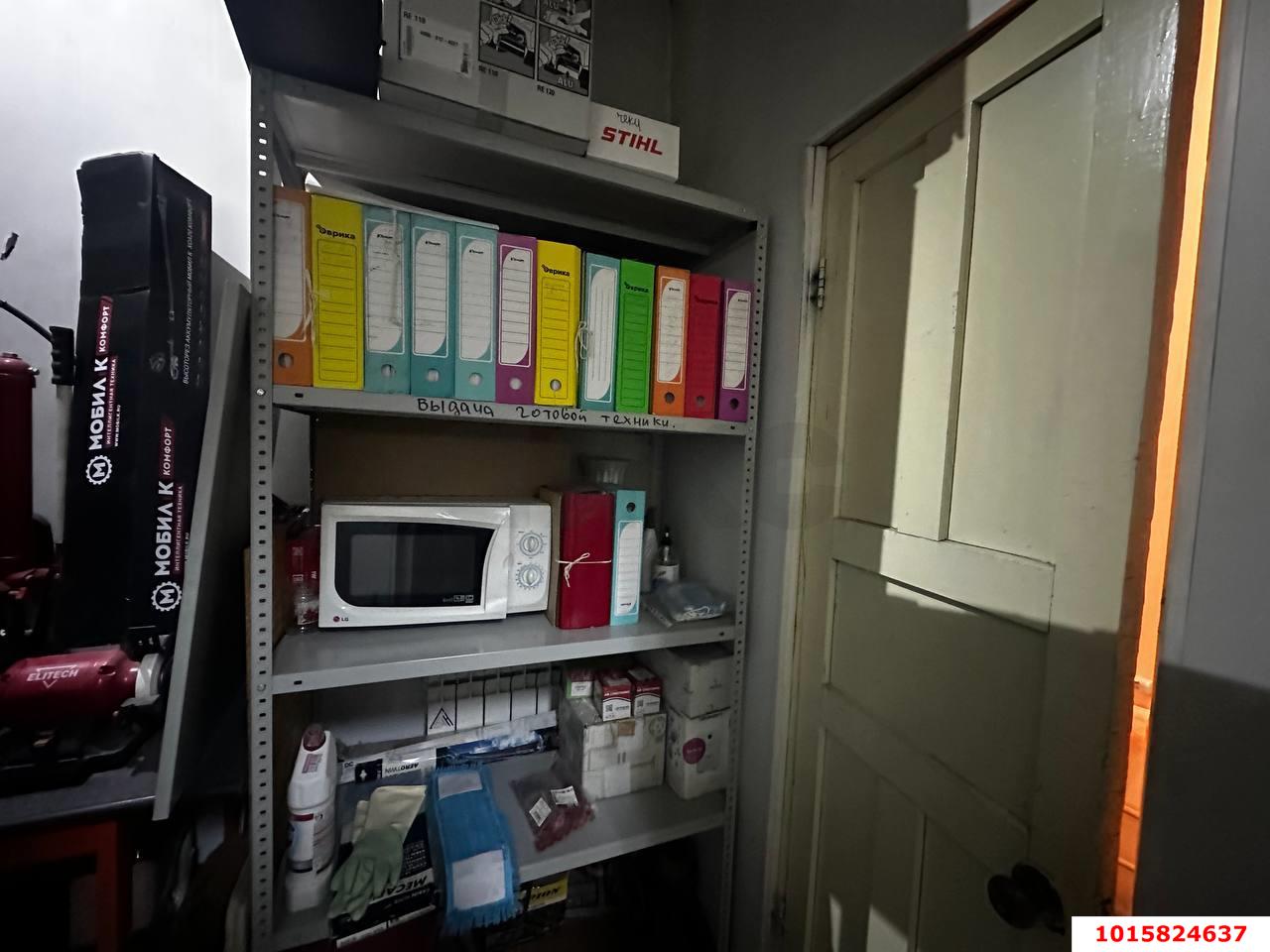 Фото №5: Торговое помещение 71 м² - Краснодар, мкр. Западный внутригородской округ, ул. Красных Партизан, 166