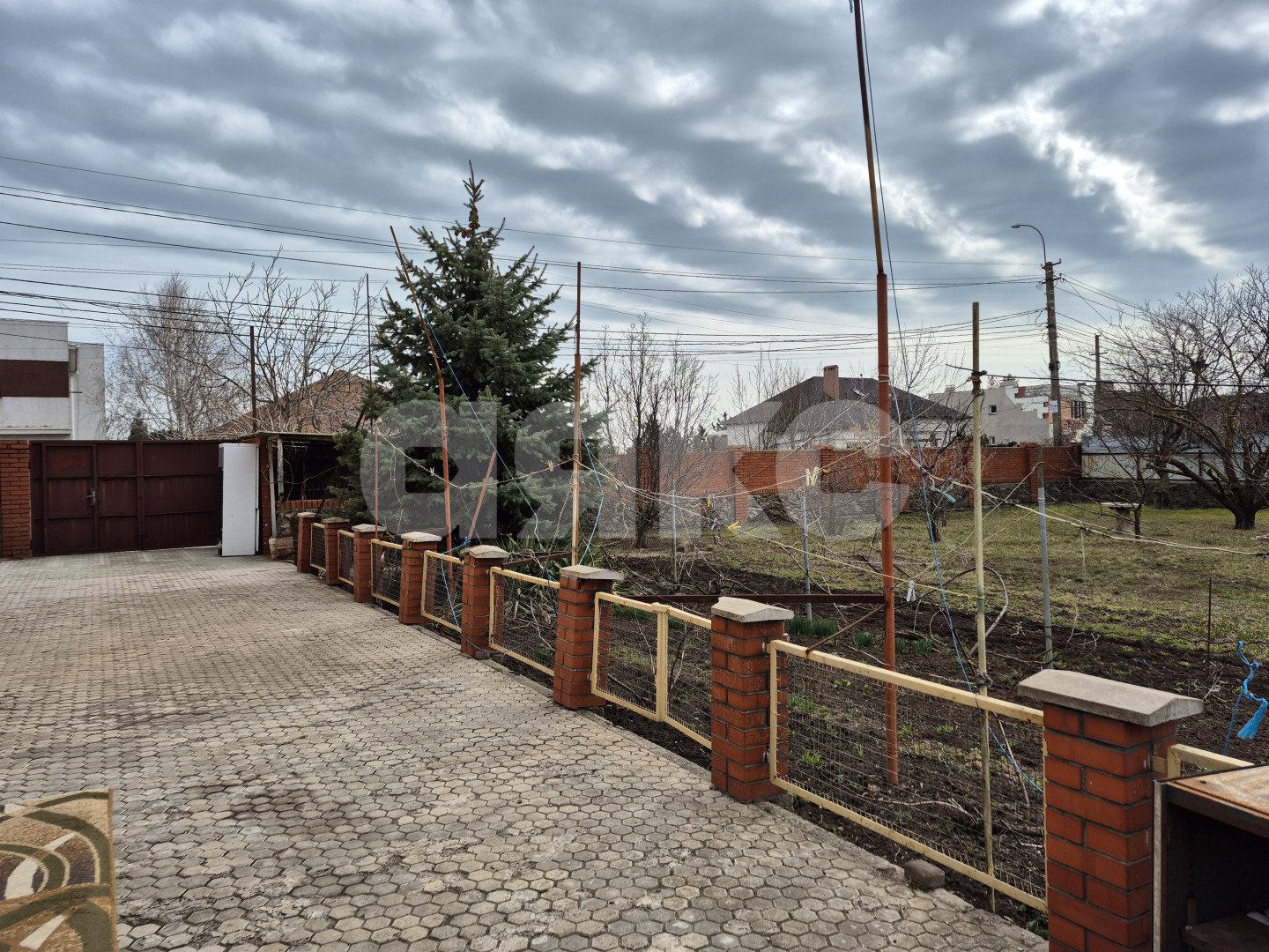 Фото №3: Дом 260 м² + 8 сот. - Ильичёвское, ул. Надежды