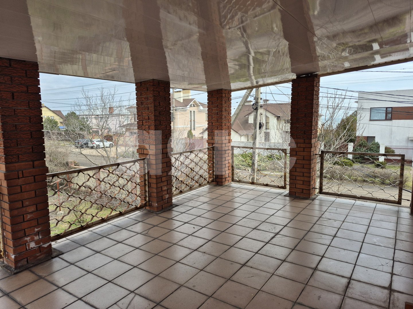 Фото №21: Дом 260 м² + 8 сот. - Ильичёвское, ул. Надежды