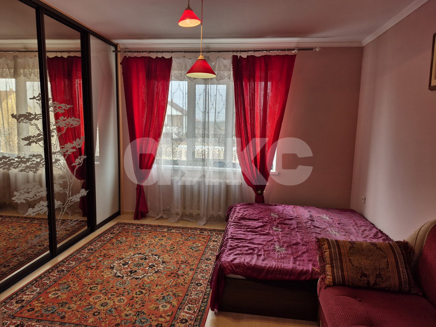 Фото №8: Дом 260 м² + 8 сот. - Ильичёвское, ул. Надежды