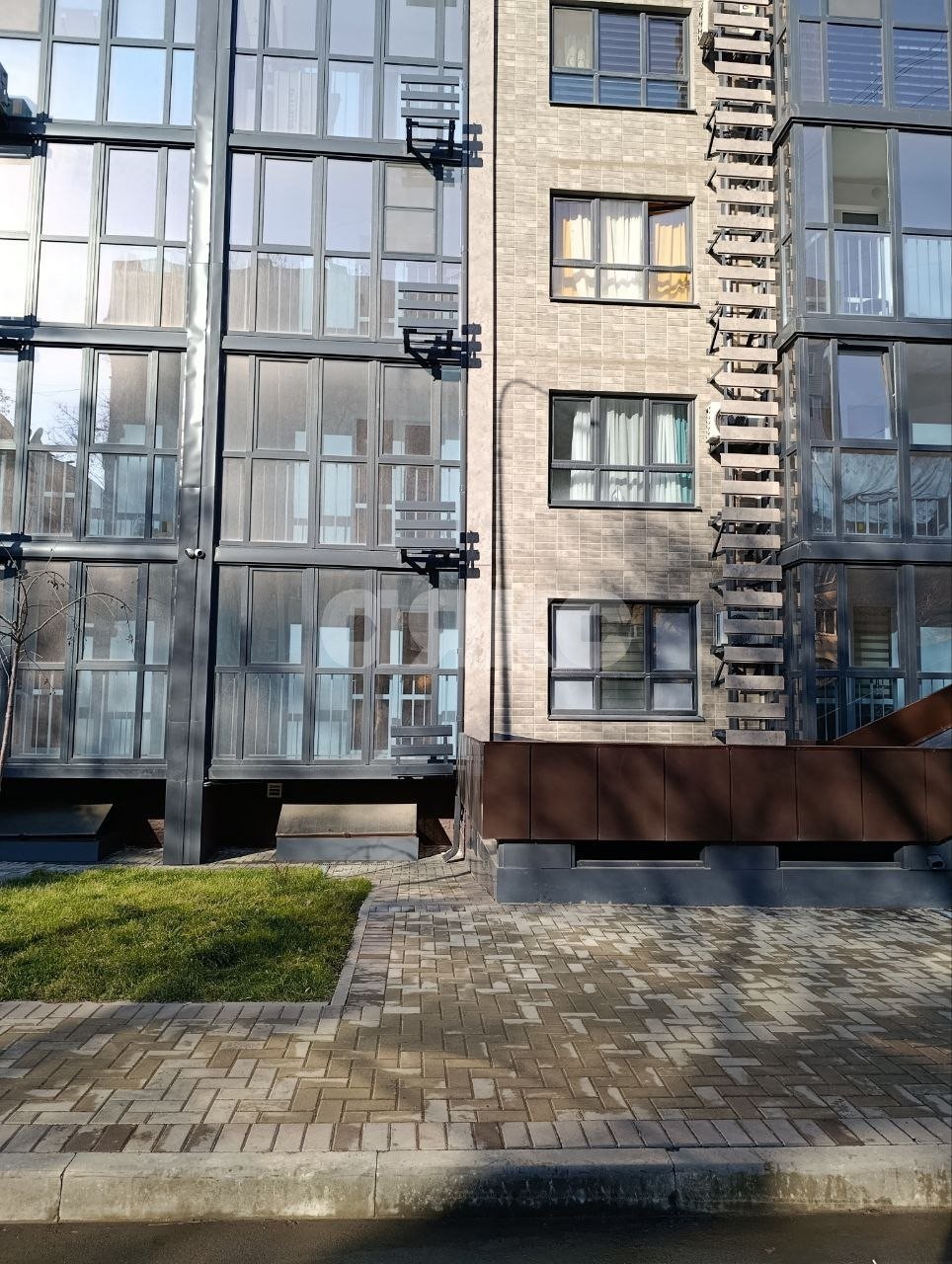 Фото №1: Коммерция 19 м² - Мариуполь, Жовтневый, мкр. ЖК Ленинградский квартал, пр-кт Металлургов, 81А