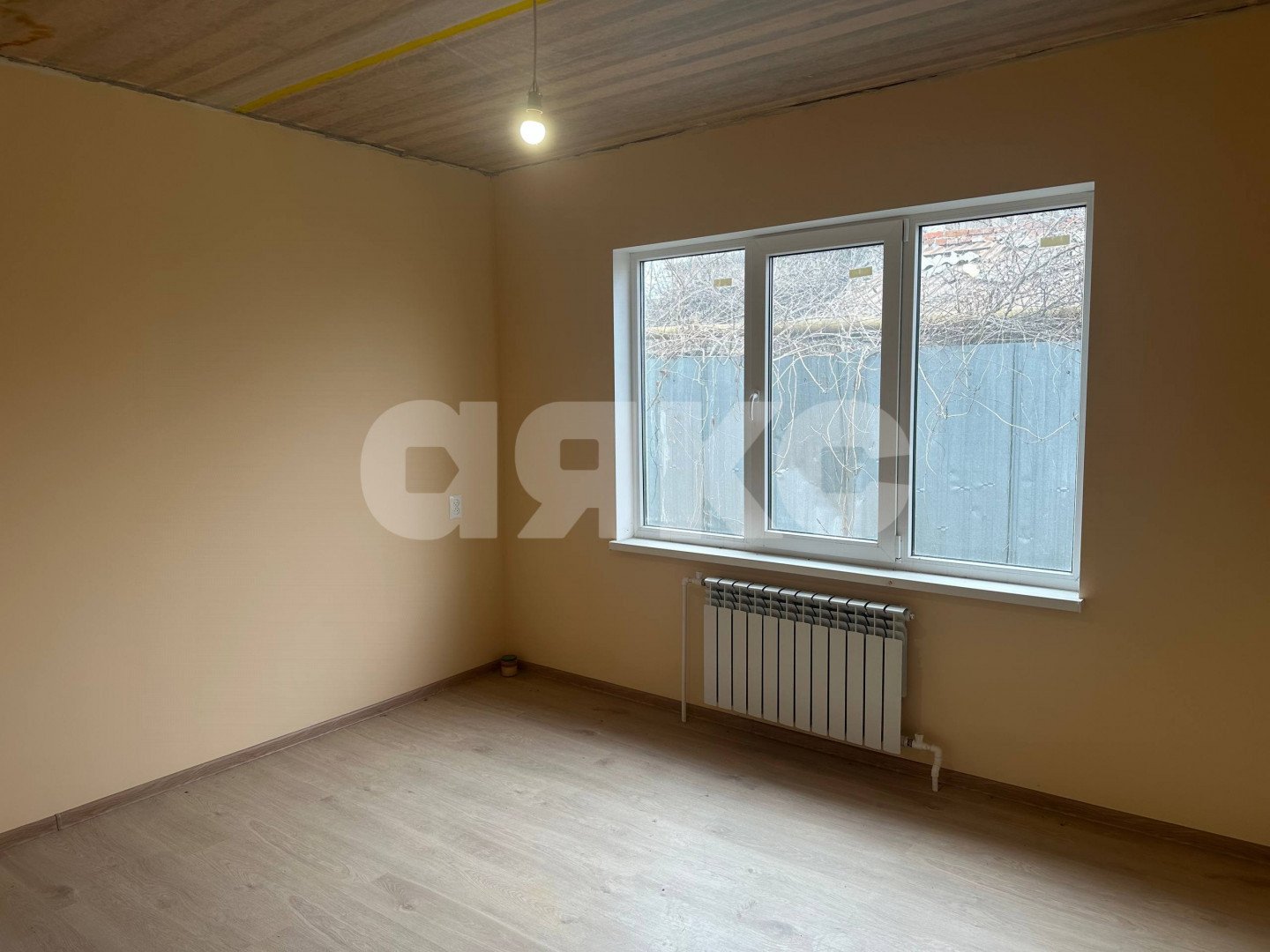 Фото №1: Дом 71 м² + 6 сот. - Мариуполь, Моряков, р. Приморский, ул. Гагарина, 146