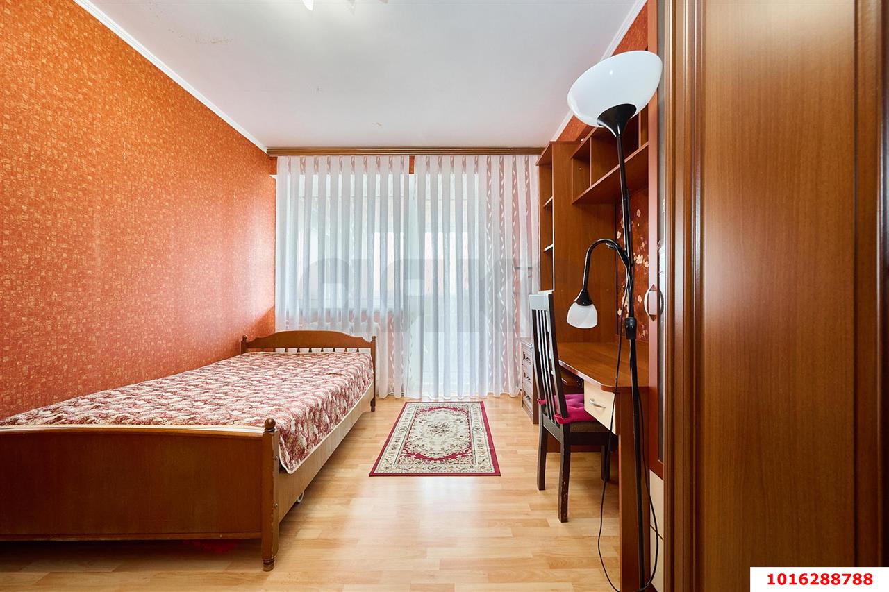 Фото №10: 3-комнатная квартира 90 м² - Краснодар, Юбилейный, мкр. Западный внутригородской округ, пр-кт Чекистов, 42