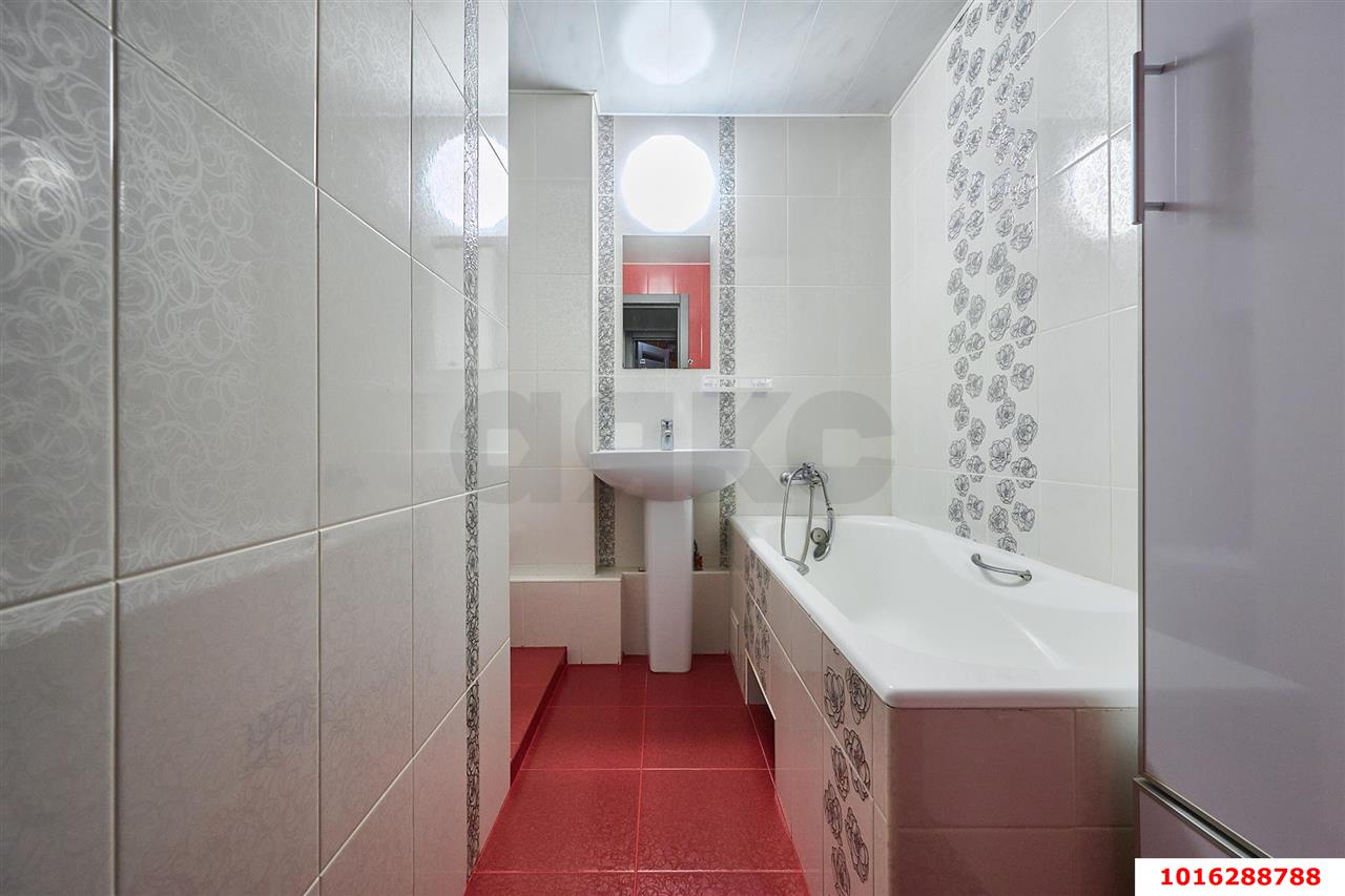 Фото №15: 3-комнатная квартира 90 м² - Краснодар, Юбилейный, мкр. Западный внутригородской округ, пр-кт Чекистов, 42