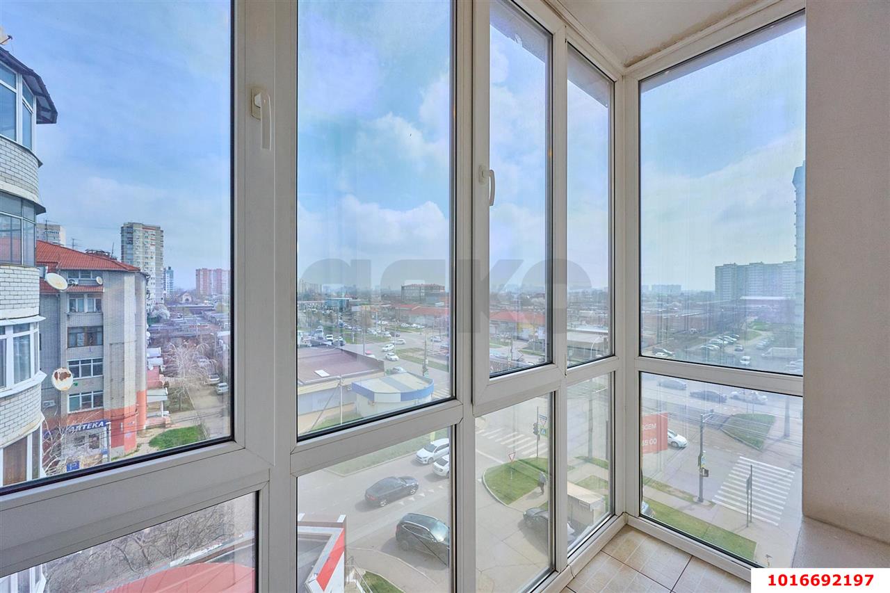 Фото №18: 3-комнатная квартира 88 м² - Краснодар, Западный внутригородской округ, мкр. Юбилейный, пр-кт Чекистов, 33