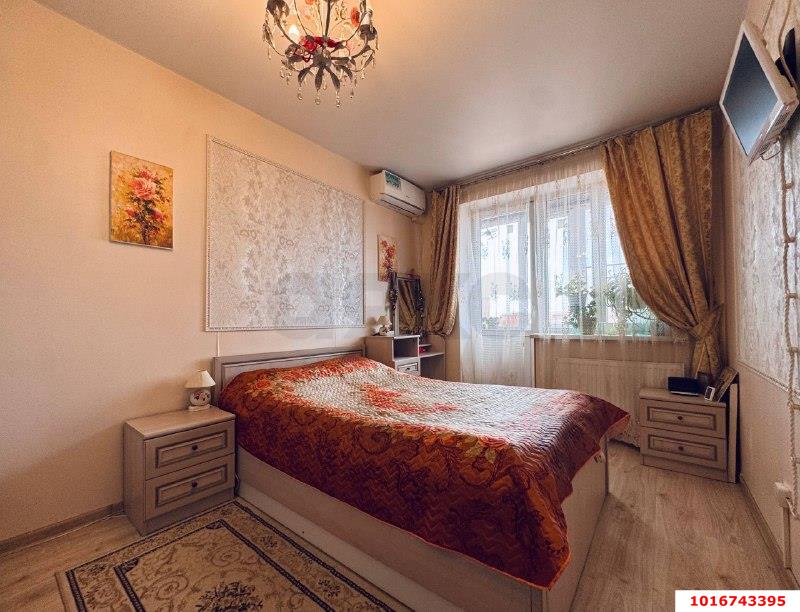 Фото №1: 2-комнатная квартира 72 м² - Краснодар, Прикубанский внутригородской округ, мкр. Музыкальный, ул. Ангарская, 2/3