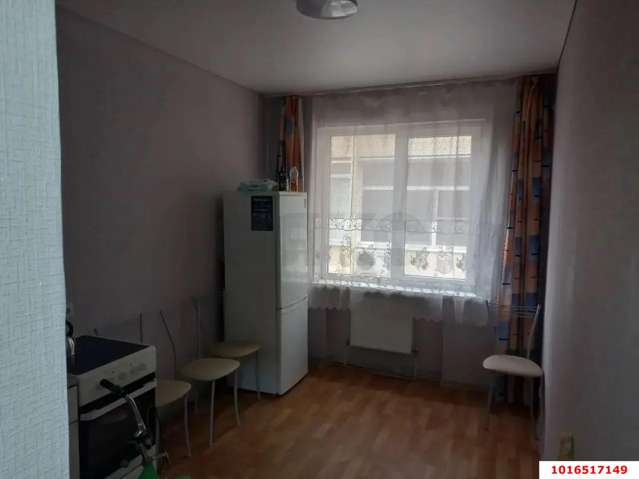 Фото №1: 1-комнатная квартира 34 м² - Краснодар, Прикубанский внутригородской округ, Калинино, мкр. Завод Радиоизмерительных Приборов, ул. Корчагинцев, 10