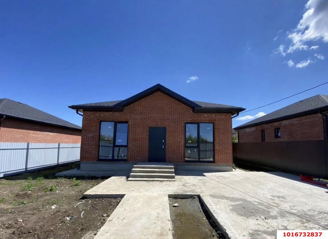 Фото №3: Дом 110 м² + 5 сот. - Новотитаровская, ул. Ленина, 51