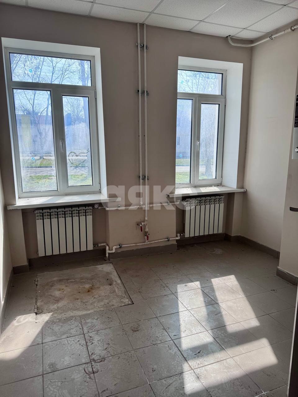 Фото №2: Коммерция 86 м² - Мариуполь, Левобережный, мкр. 3-й участок, ул. Пашковского, 18