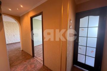 Фото №1: 3-комнатная квартира <span class="whitespace-nowrap">59 м²</span>, <span class="whitespace-nowrap">5/9 эт.</span> - Мариуполь, р. Жовтневый, пр-кт Металлургов, 100