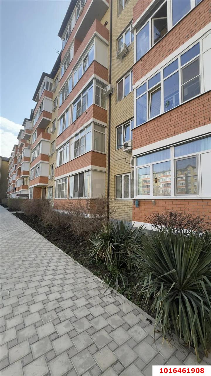 Фото №1: 1-комнатная квартира 37 м² - Краснодар, мкр. Прикубанский внутригородской округ, ул. Куликова Поля, 2