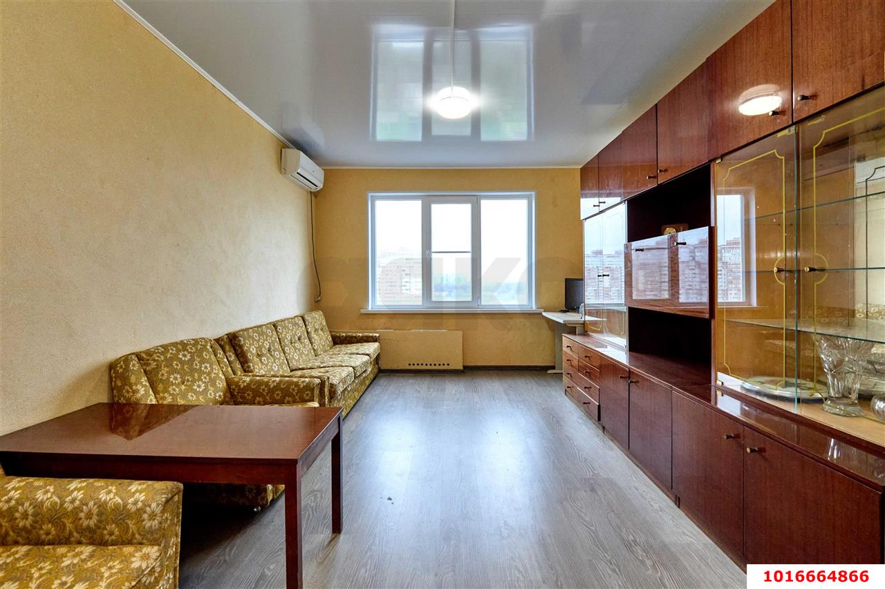 Фото №1: 2-комнатная квартира 52 м² - Краснодар, Карасунский внутригородской округ, мкр. Гидростроителей, ул. имени Игнатова, 67