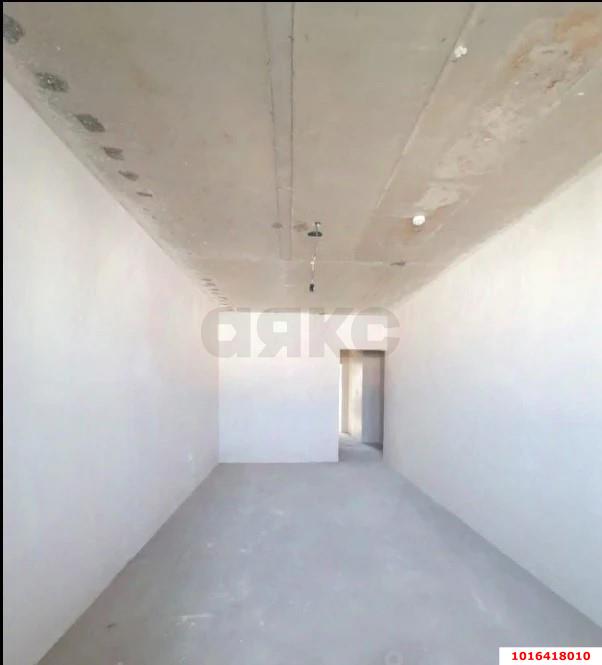 Фото №2: 1-комнатная квартира 43 м² - Краснодар, Прикубанский внутригородской округ, мкр. жилой комплекс Бауинвест, ул. Героев-Разведчиков, 11/3