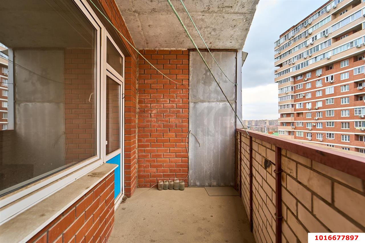 Фото №6: 2-комнатная квартира 74 м² - Краснодар, Прикубанский внутригородской округ, Завод Радиоизмерительных Приборов, Калинино, мкр. квартал Народный, пер. Ленинский, 20/1к9