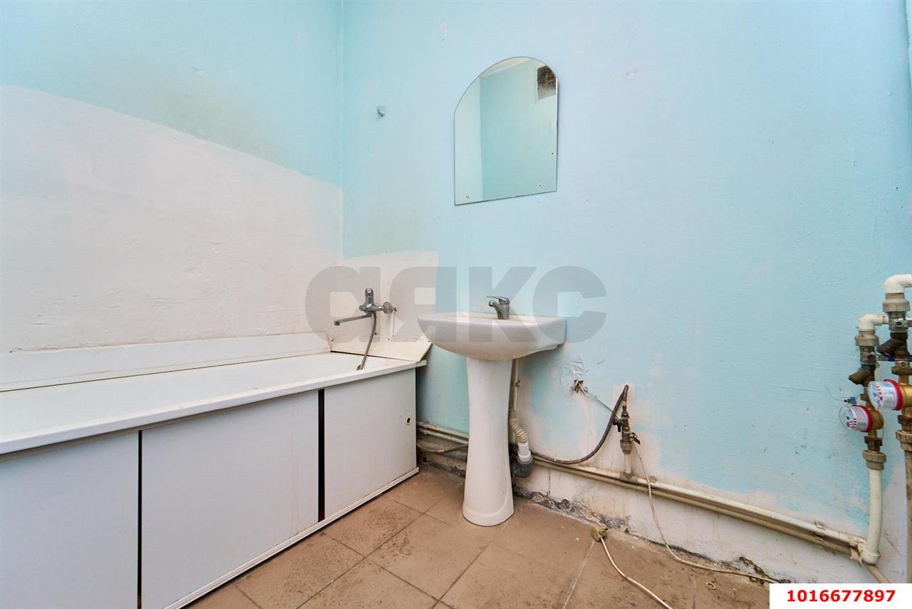 Фото №12: 2-комнатная квартира 74 м² - Краснодар, Прикубанский внутригородской округ, Завод Радиоизмерительных Приборов, Калинино, мкр. квартал Народный, пер. Ленинский, 20/1к9