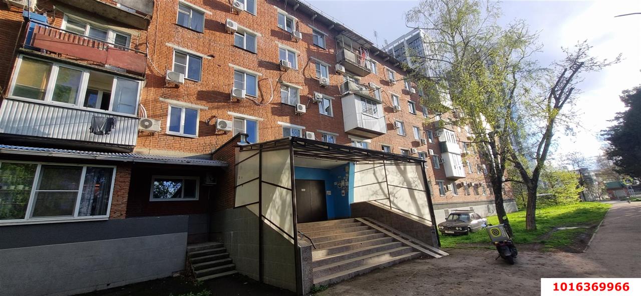 Фото №8: Комната 11 м² - Краснодар, Центральный внутригородской округ, мкр. Табачная Фабрика, ул. Колхозная, 24