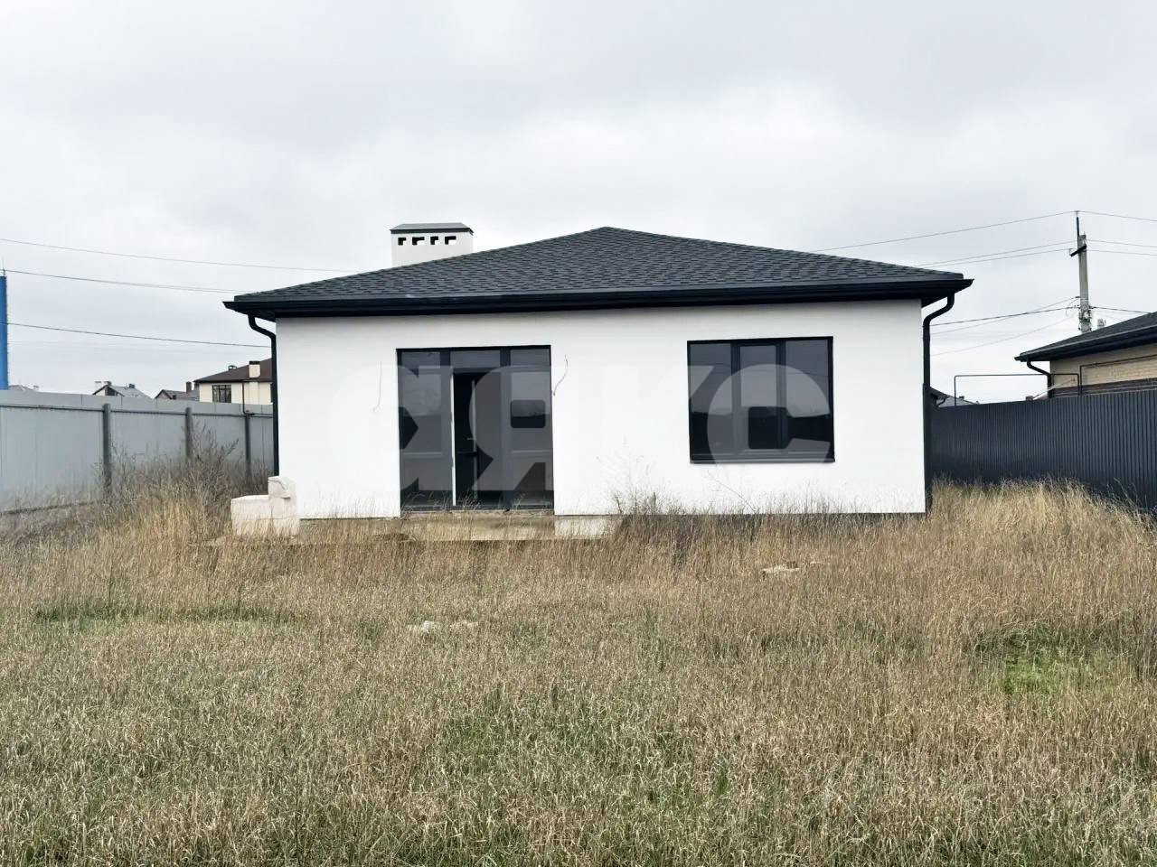 Фото №1: Дом 102 м² + 6 сот. - Темерницкий, п. коттеджный  Ореховая Роща, ул. Маршала Конева, 12