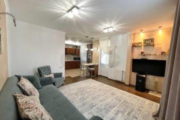 Фото №1: 3-комнатная квартира 72 м² - Краснодар, мкр. Гидростроителей, ул. Невкипелого, 2