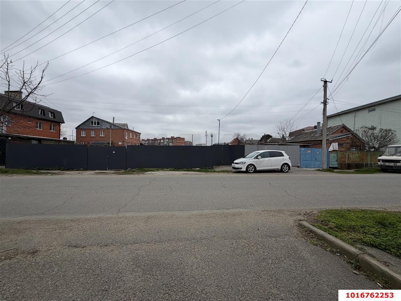 Фото №1: Земельный участок под ИЖС - Краснодар, Западный внутригородской округ, мкр. Центральный, ул. Братьев Игнатовых, 42