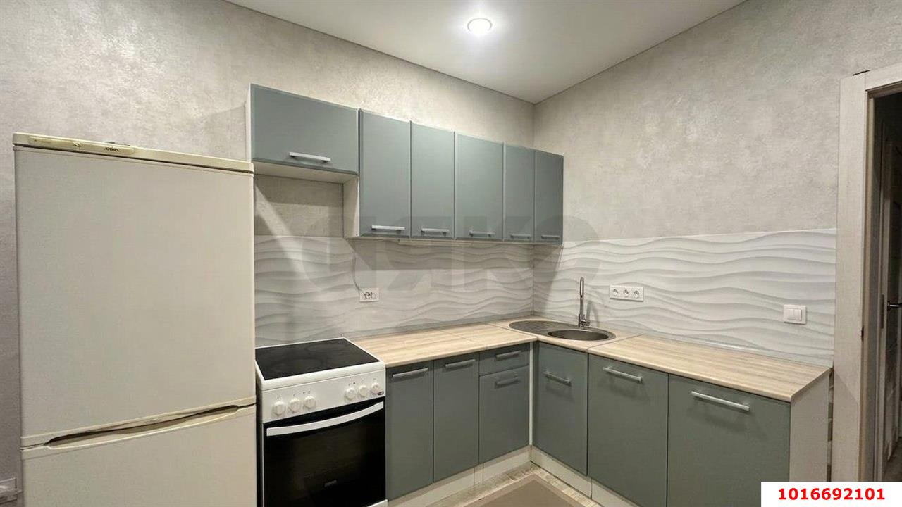 Фото №3: 1-комнатная квартира 42 м² - Краснодар, Центральный, мкр. Центральный внутригородской округ, ул. Железнодорожная, 23/1