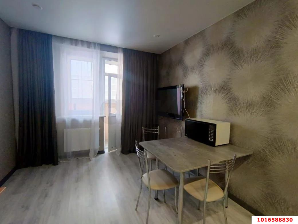 Фото №1: 1-комнатная квартира 47 м² - Южный, мкр. жилой комплекс История, ул. Казачья, 2к1