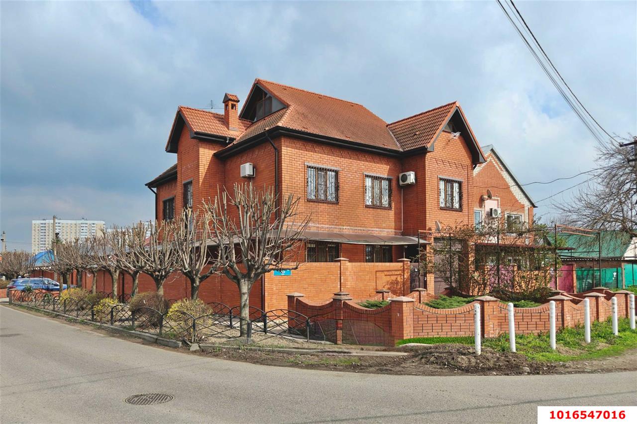 Фото №19: Дом 420 м² + 8 сот. - Краснодар, Карасунский внутригородской округ, ж/м Пашковский, ул. Карасунская, 288