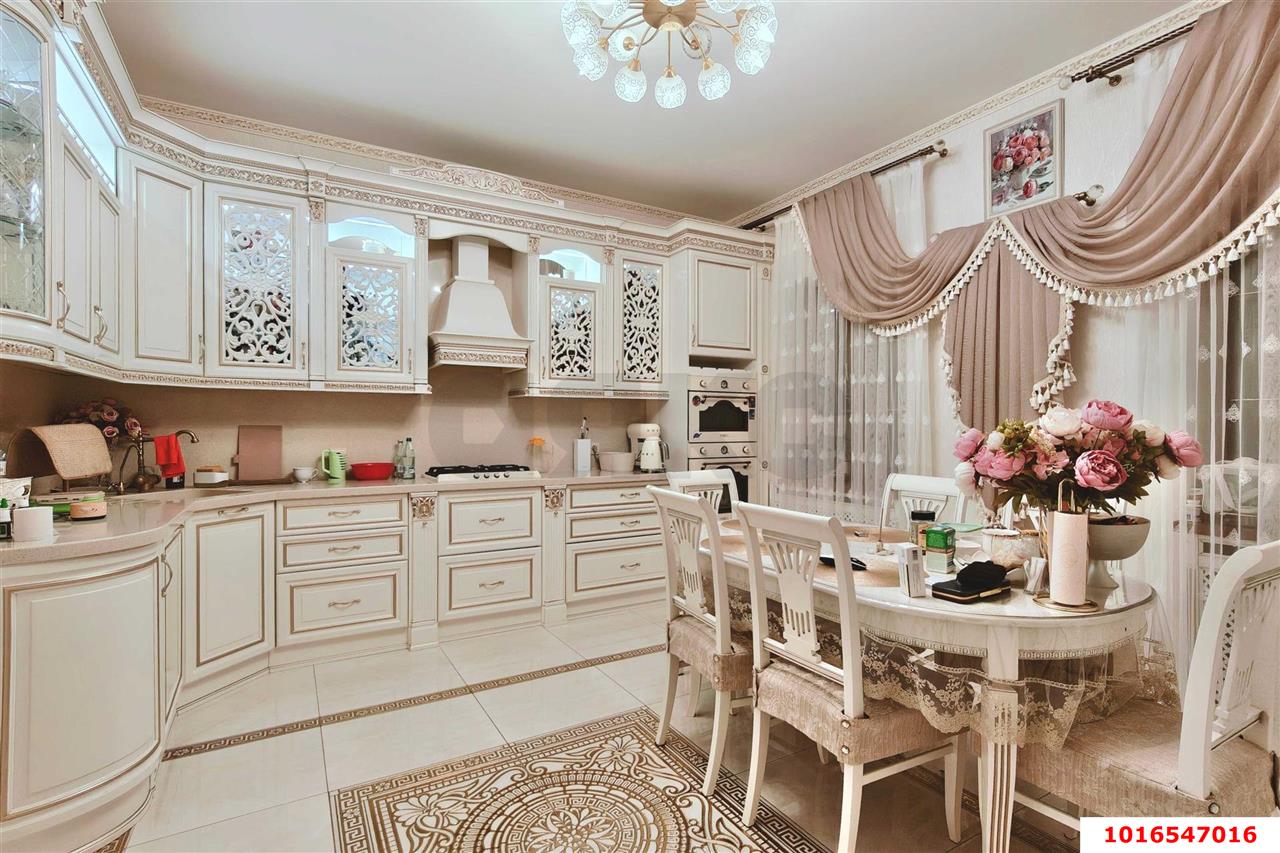 Фото №2: Дом 420 м² + 8 сот. - Краснодар, Карасунский внутригородской округ, ж/м Пашковский, ул. Карасунская, 288