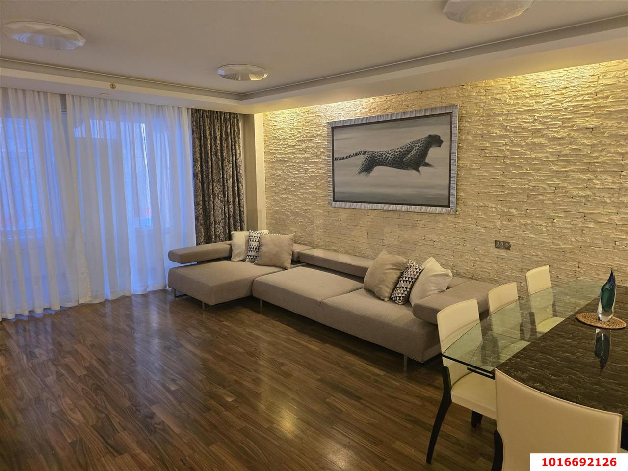 Фото №2: 3-комнатная квартира 110 м² - Краснодар, Прикубанский внутригородской округ, Отделение № 1 совхоза Солнечный, мкр. Фестивальный, ул. Атарбекова, 7