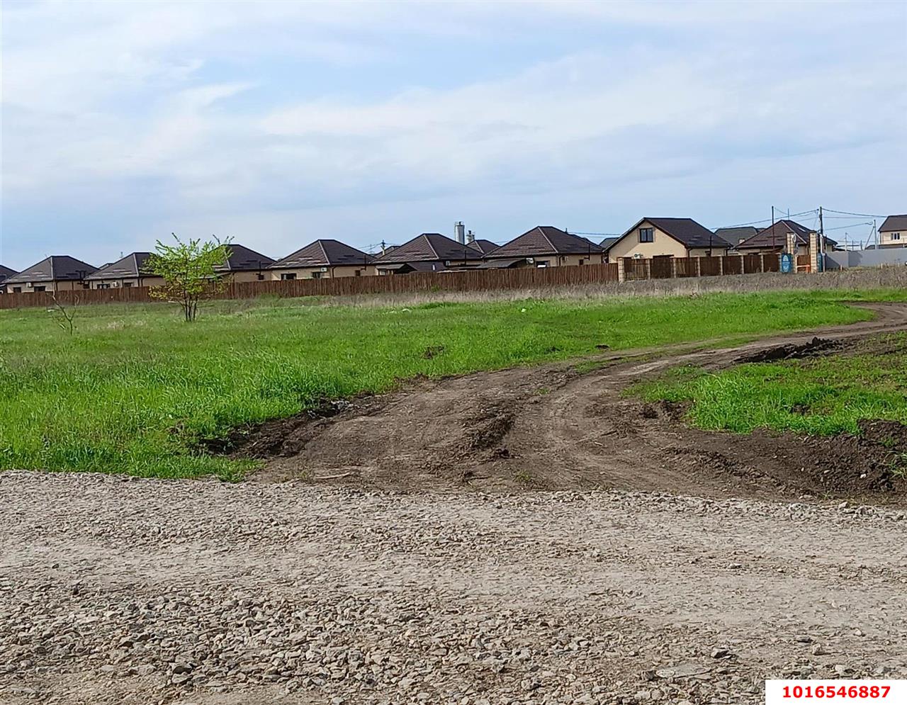 Фото №1: Земельный участок под ИЖС - Индустриальный, мкр. Прикубанский внутригородской округ, ул. Выселковская, 100