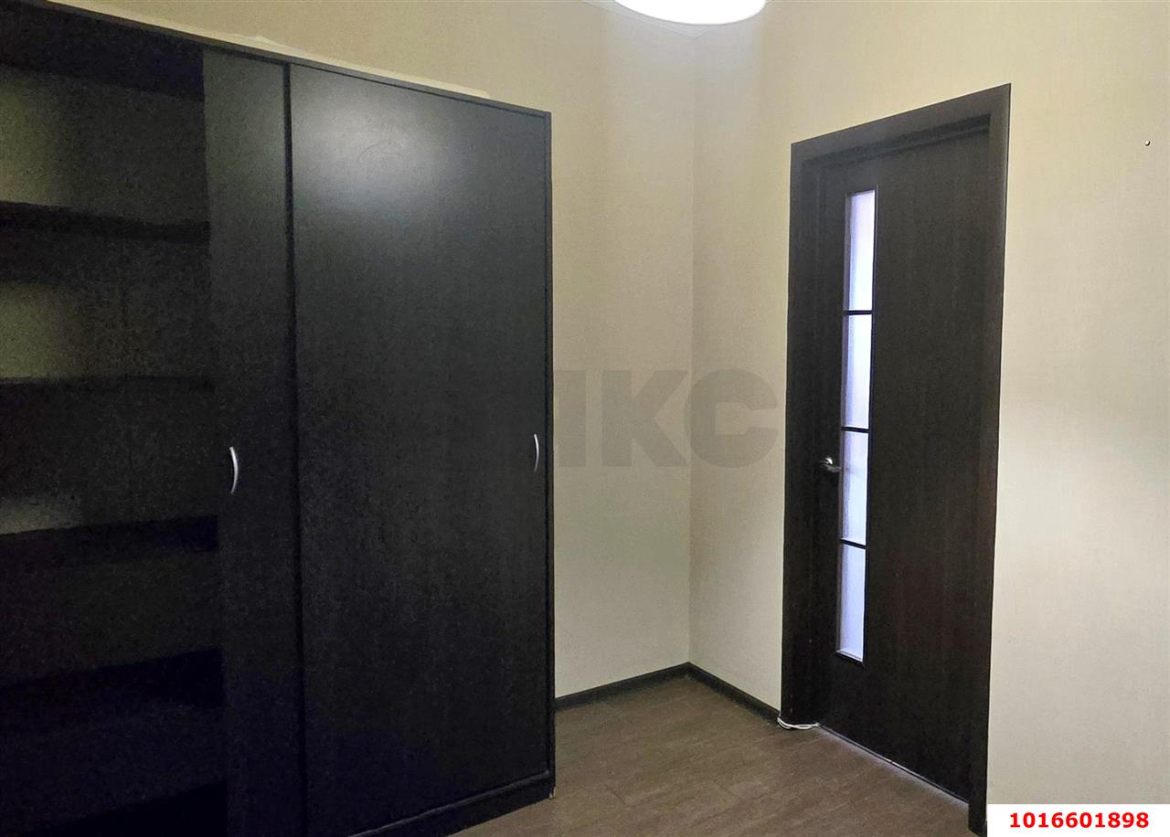 Фото №6: 1-комнатная квартира 44 м² - Краснодар, Прикубанский внутригородской округ, мкр. имени Маршала Жукова, ул. Александра Покрышкина, 4/6