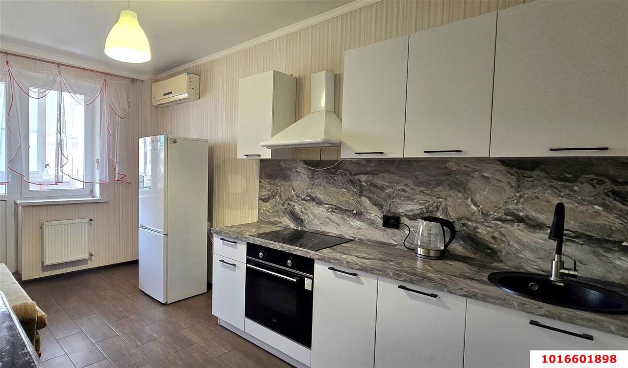 Фото №7: 1-комнатная квартира 44 м² - Краснодар, Прикубанский внутригородской округ, мкр. имени Маршала Жукова, ул. Александра Покрышкина, 4/6