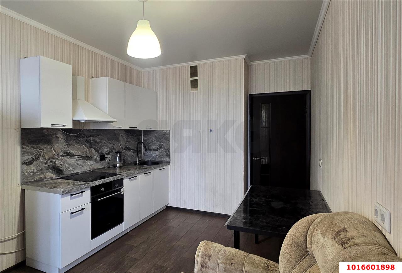 Фото №8: 1-комнатная квартира 44 м² - Краснодар, Прикубанский внутригородской округ, мкр. имени Маршала Жукова, ул. Александра Покрышкина, 4/6