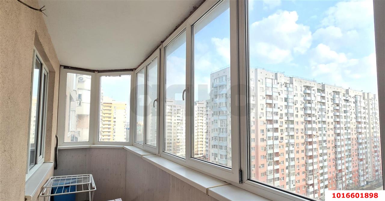 Фото №9: 1-комнатная квартира 44 м² - Краснодар, Прикубанский внутригородской округ, мкр. имени Маршала Жукова, ул. Александра Покрышкина, 4/6