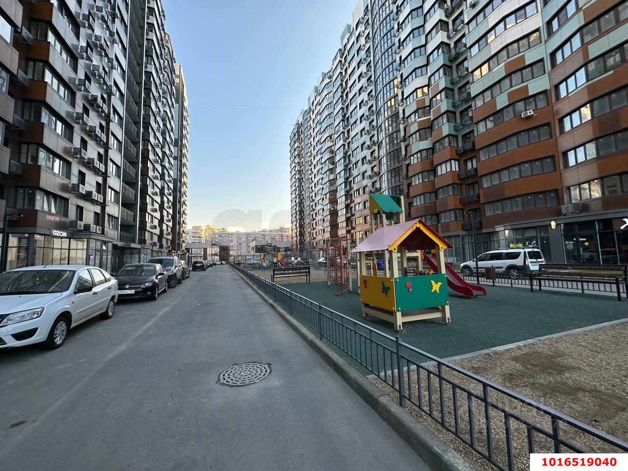 Фото №4: 2-комнатная квартира 65 м² - Краснодар, Прикубанский внутригородской округ, Россинского, мкр. жилой комплекс Россинский Парк, ул. Командорская, 15/1