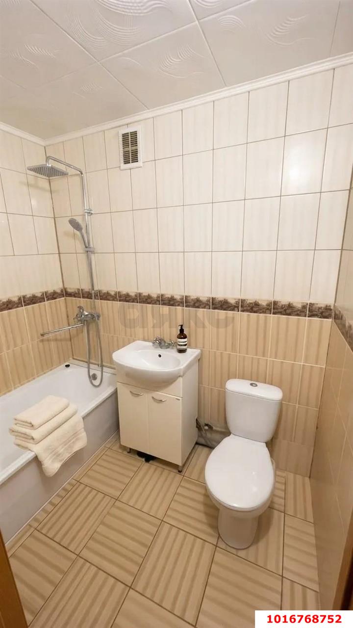 Фото №5: 3-комнатная квартира <span class="whitespace-nowrap">50 м²</span>, <span class="whitespace-nowrap">2/5 эт.</span> - Краснодар, мкр. Западный внутригородской округ, ул. Фёдора Лузана, 12