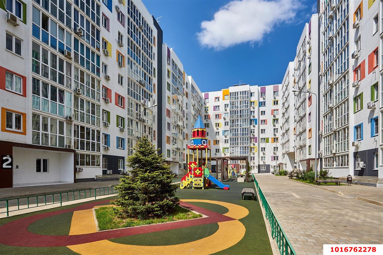 Фото №1: 2-комнатная квартира 46 м² - Краснодар, Прикубанский внутригородской округ, мкр. жилой комплекс Южане, ул. Даниила Смоляна, 65к2