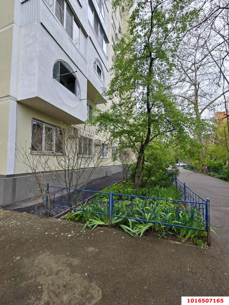 Фото №13: 3-комнатная квартира 59 м² - Краснодар, Карасунский внутригородской округ, мкр. Гидростроителей, ул. Трудовой Славы, 10