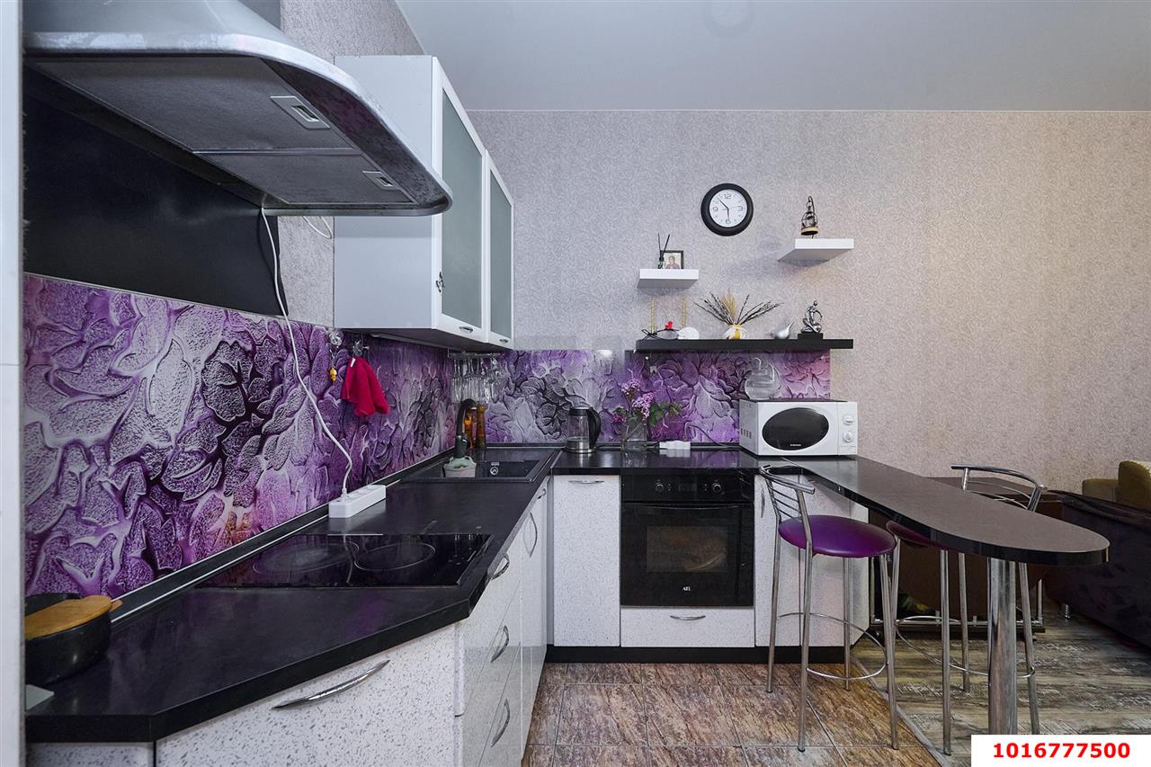 Фото №1: 1-комнатная квартира 47 м² - Краснодар, Западный внутригородской округ, мкр. Кожзавод, ул. Минская, 122/12