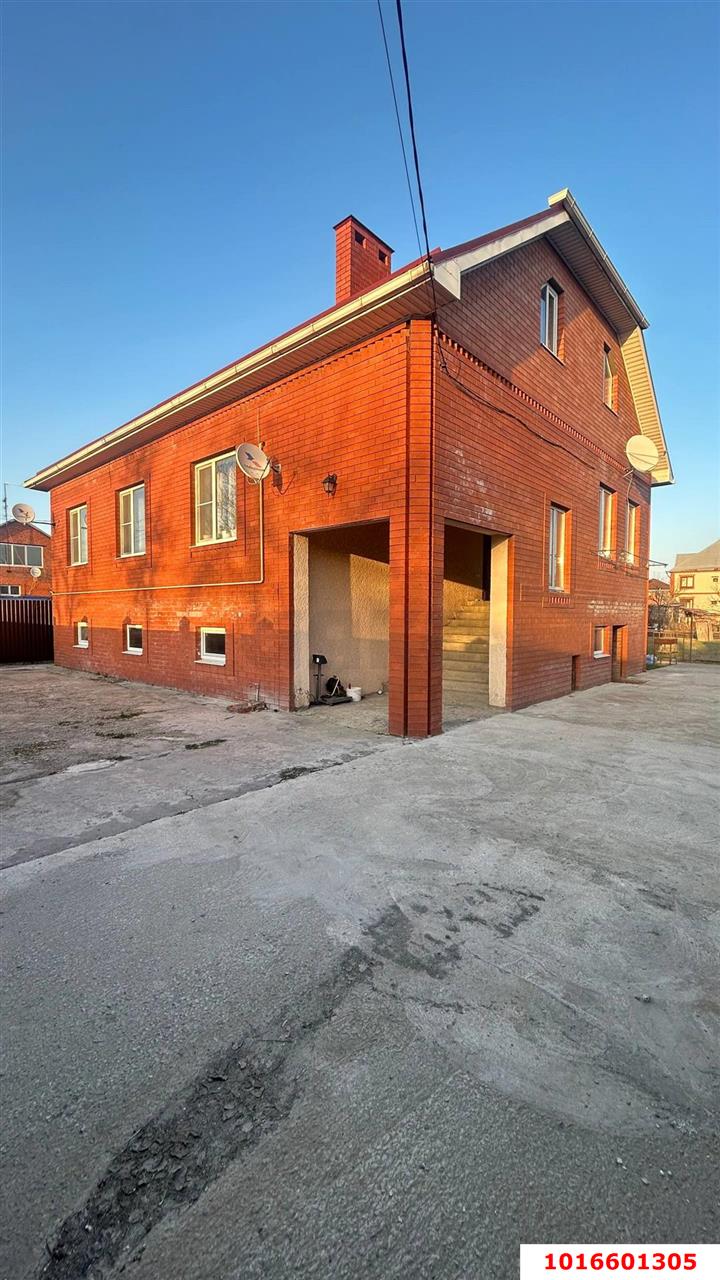 Фото №11: Дом 264 м² + 10 сот. - Южный, ул. Восточная, 42