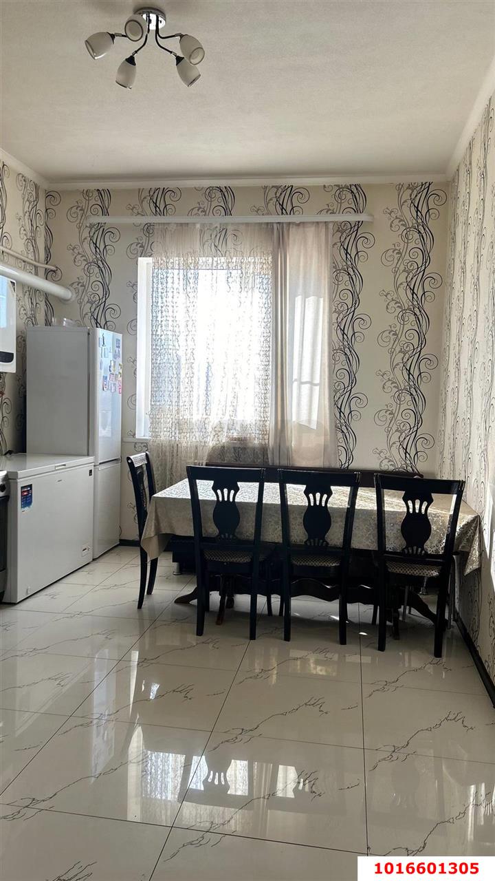 Фото №7: Дом 264 м² + 10 сот. - Южный, ул. Восточная, 42