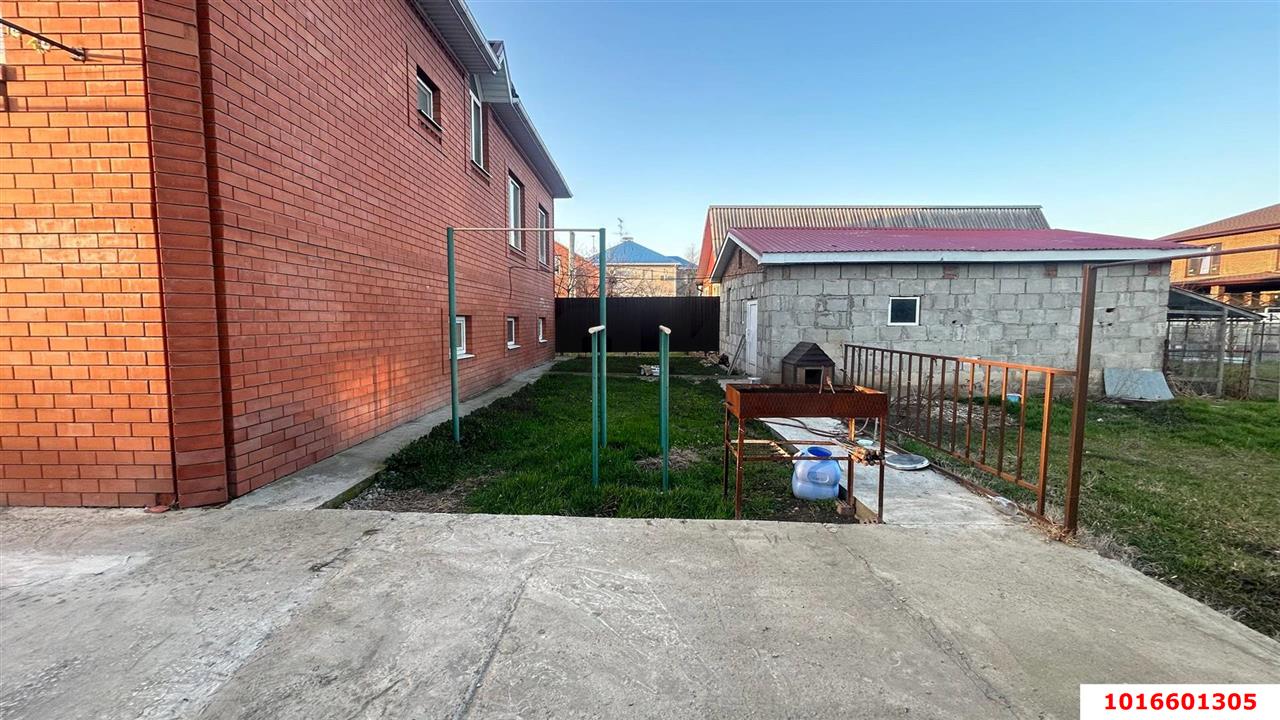 Фото №13: Дом 264 м² + 10 сот. - Южный, ул. Восточная, 42