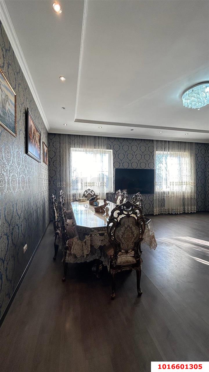 Фото №3: Дом 264 м² + 10 сот. - Южный, ул. Восточная, 42