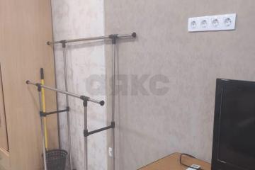 Фото №2: Комната 12 м² - Краснодар, мкр. Черёмушки, ул. Селезнёва, 136