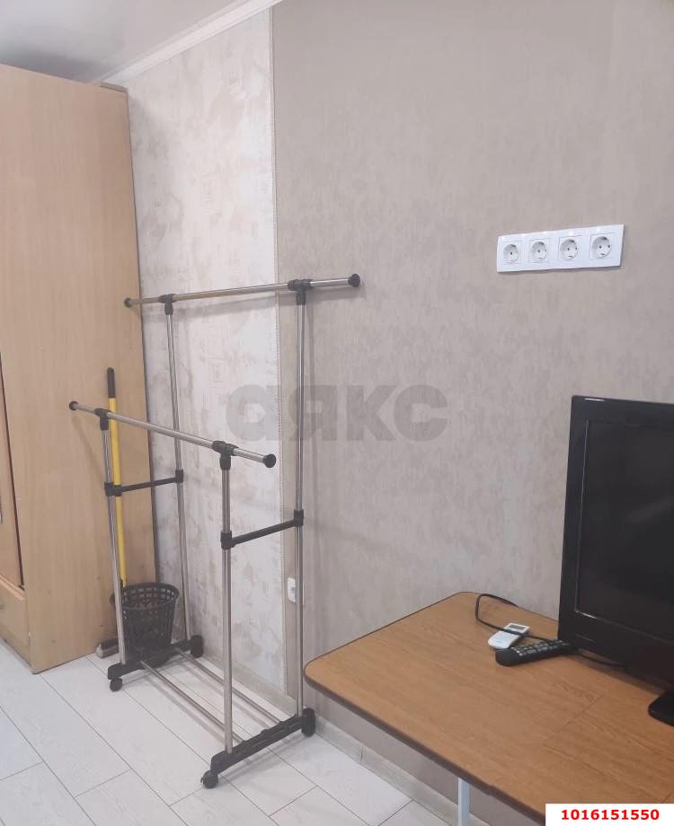 Фото №2: Комната 12 м² - Краснодар, Карасунский внутригородской округ, Центральный внутригородской округ, мкр. Черёмушки, ул. Селезнёва, 136