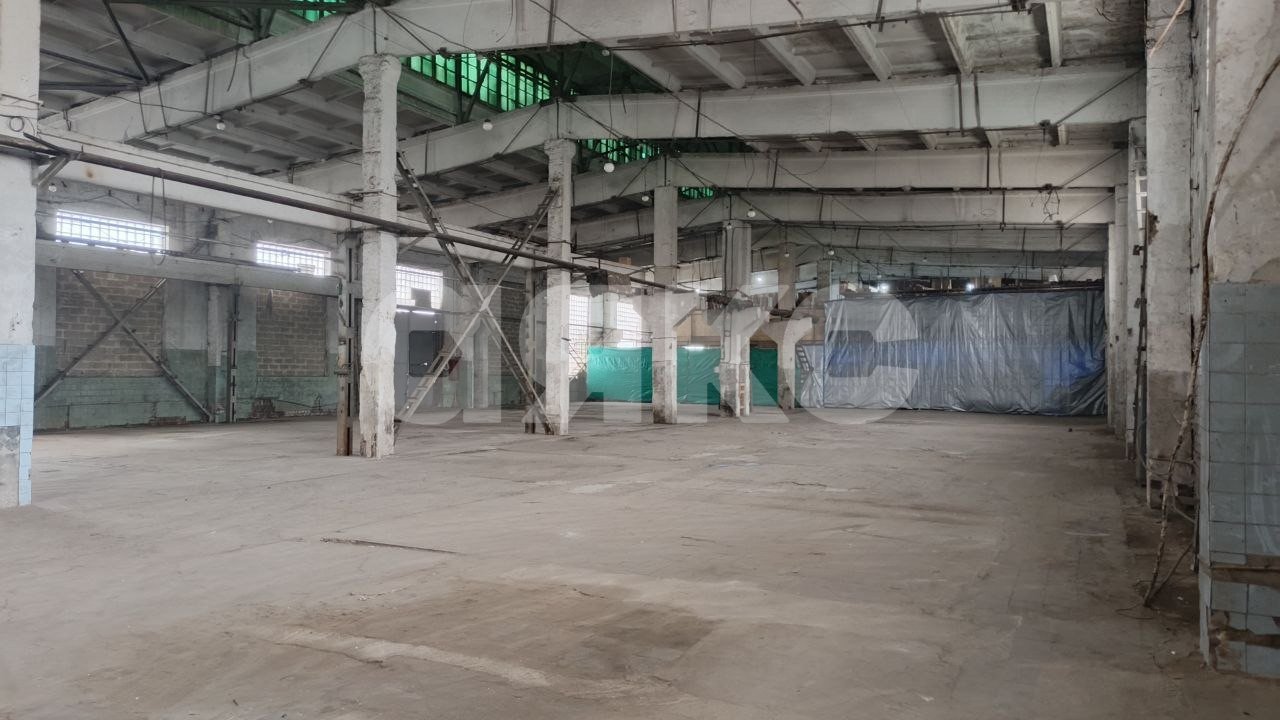 Фото №2: Коммерция 1200 м² - Луганск, р. Артёмовский, ул. Лутугинская, 1Л