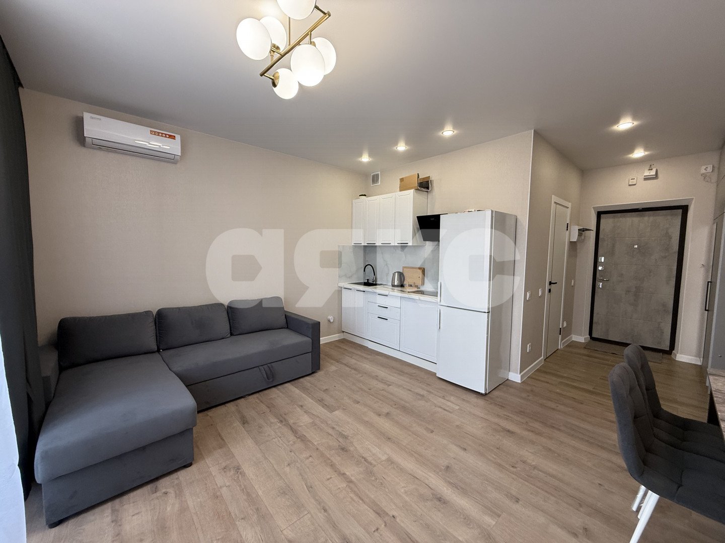 Фото №1: Студия 31 м² - Тула, Привокзальный территориальный округ, мкр. Петровский квартал, ул. Маршала Полубоярова, 6