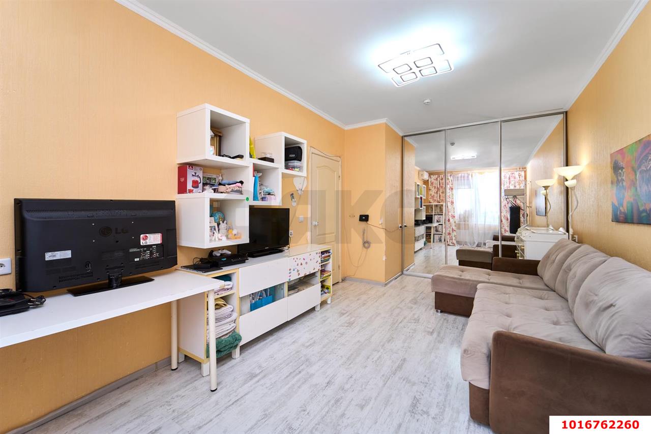 Фото №7: 1-комнатная квартира 39 м² - Краснодар, Прикубанский внутригородской округ, мкр. Завод Измерительных Приборов, ул. Зиповская, 68