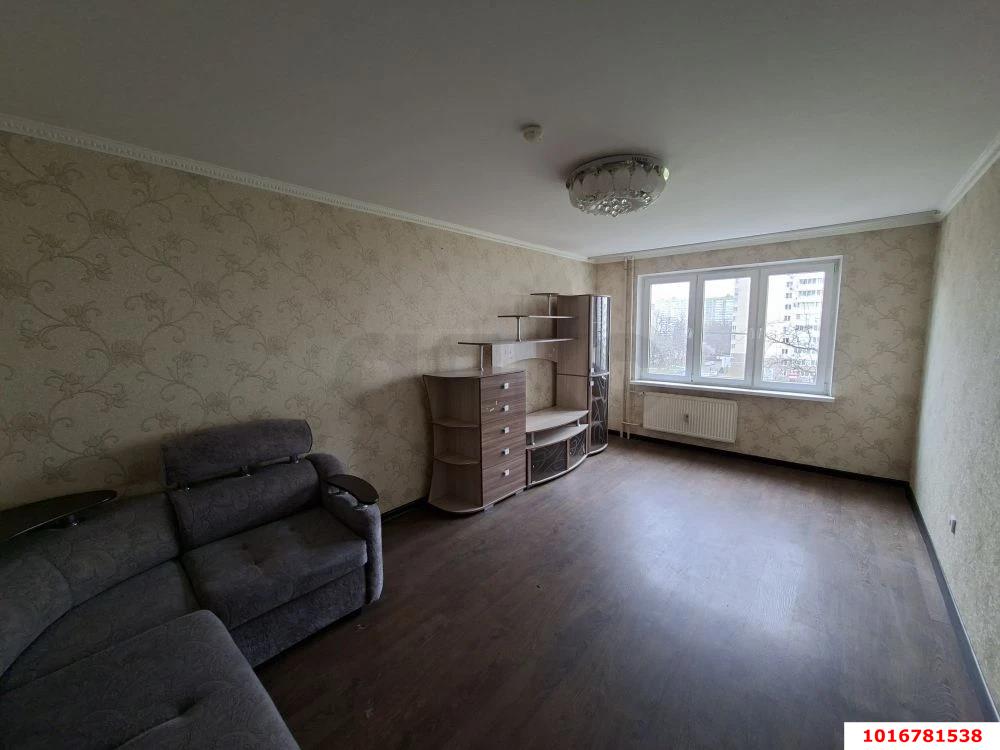 Фото №1: 1-комнатная квартира 37 м² - Краснодар, Восточно-Кругликовский, мкр. Прикубанский внутригородской округ, ул. Героев-Разведчиков, 28